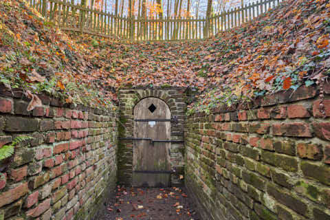 Gemeinde Julbach Landkreis Rottal-Inn Schlossberg Herbst (Dirschl Johann) Deutschland PAN